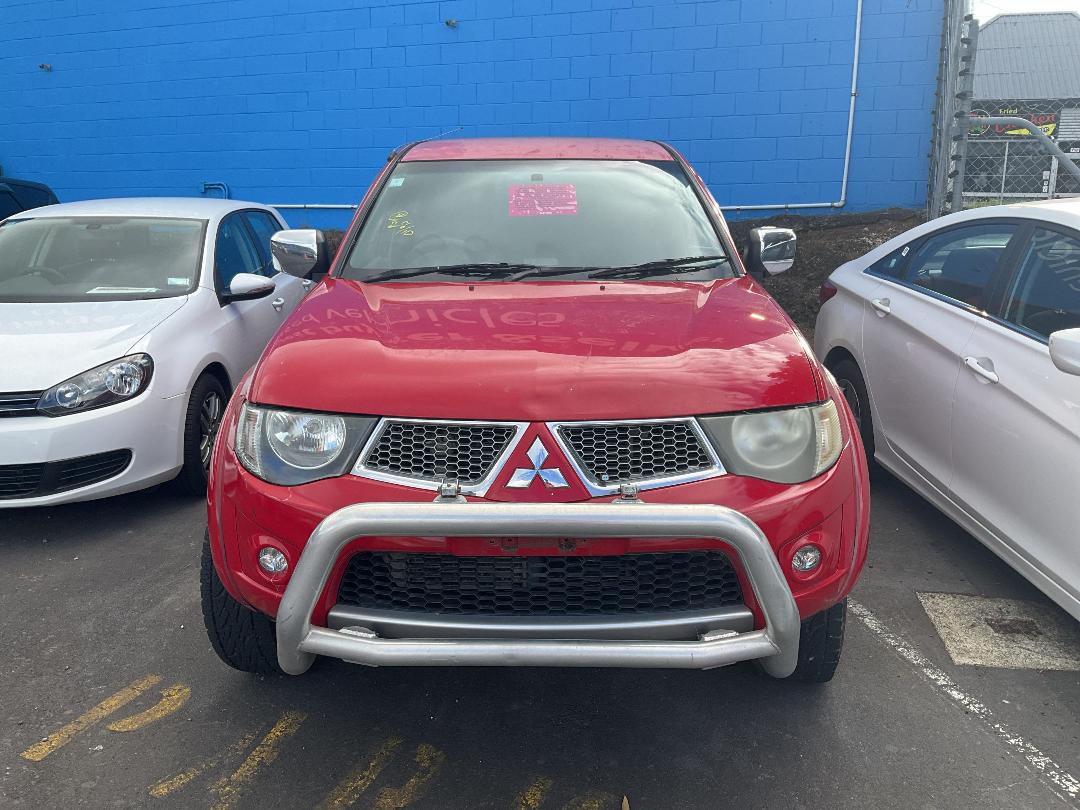 Photo '17' of Mitsubishi Triton D/CAB GLS Photo '17' of Mitsubishi Triton D/CAB GLS