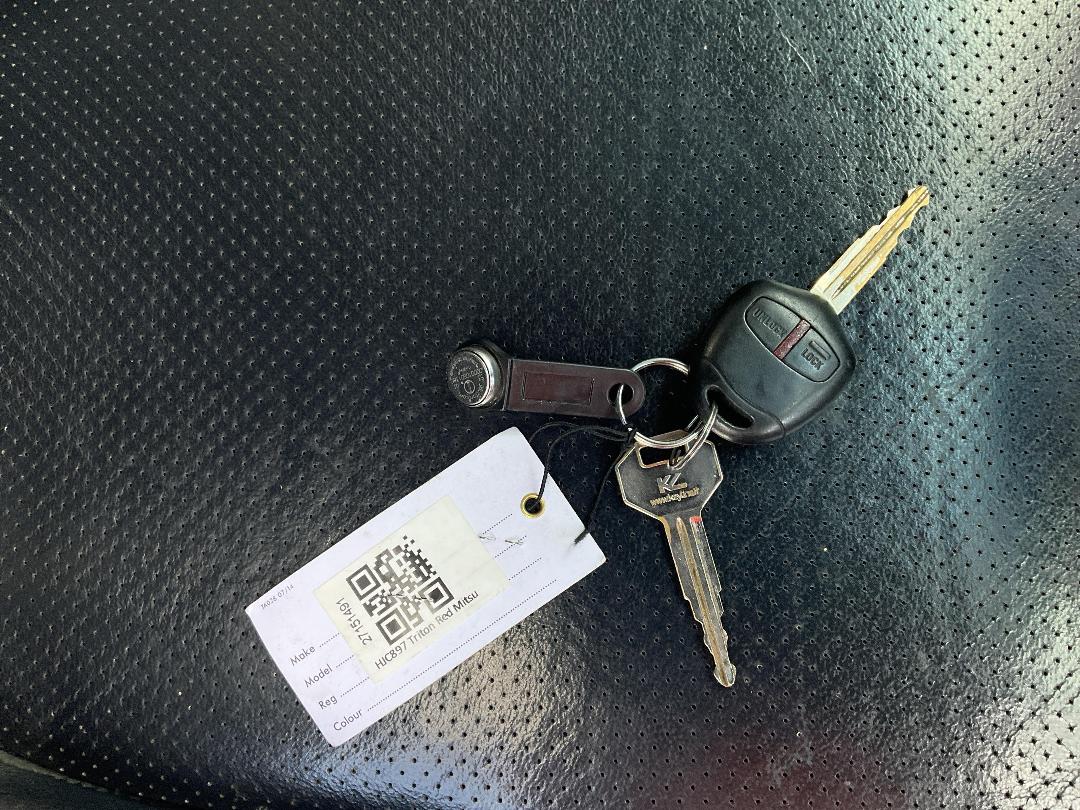 Photo '26' of Mitsubishi Triton D/CAB GLS Photo '26' of Mitsubishi Triton D/CAB GLS