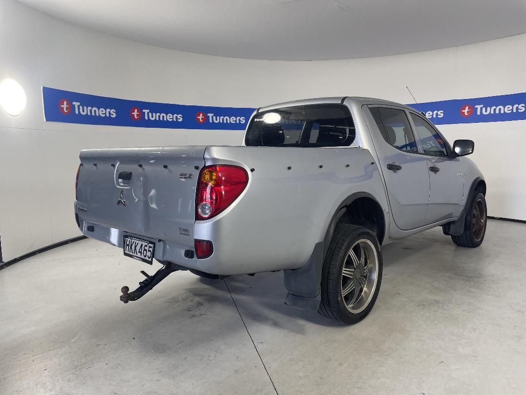 Photo '7' of Mitsubishi Triton Photo '7' of Mitsubishi Triton