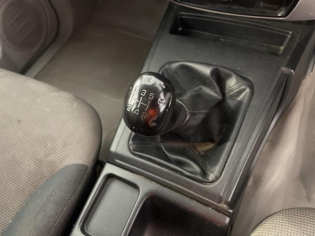 Photo '26' of Mitsubishi Triton D/CAB GL Photo '26' of Mitsubishi Triton D/CAB GL