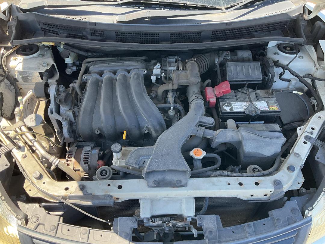 Photo '11' of Nissan AD