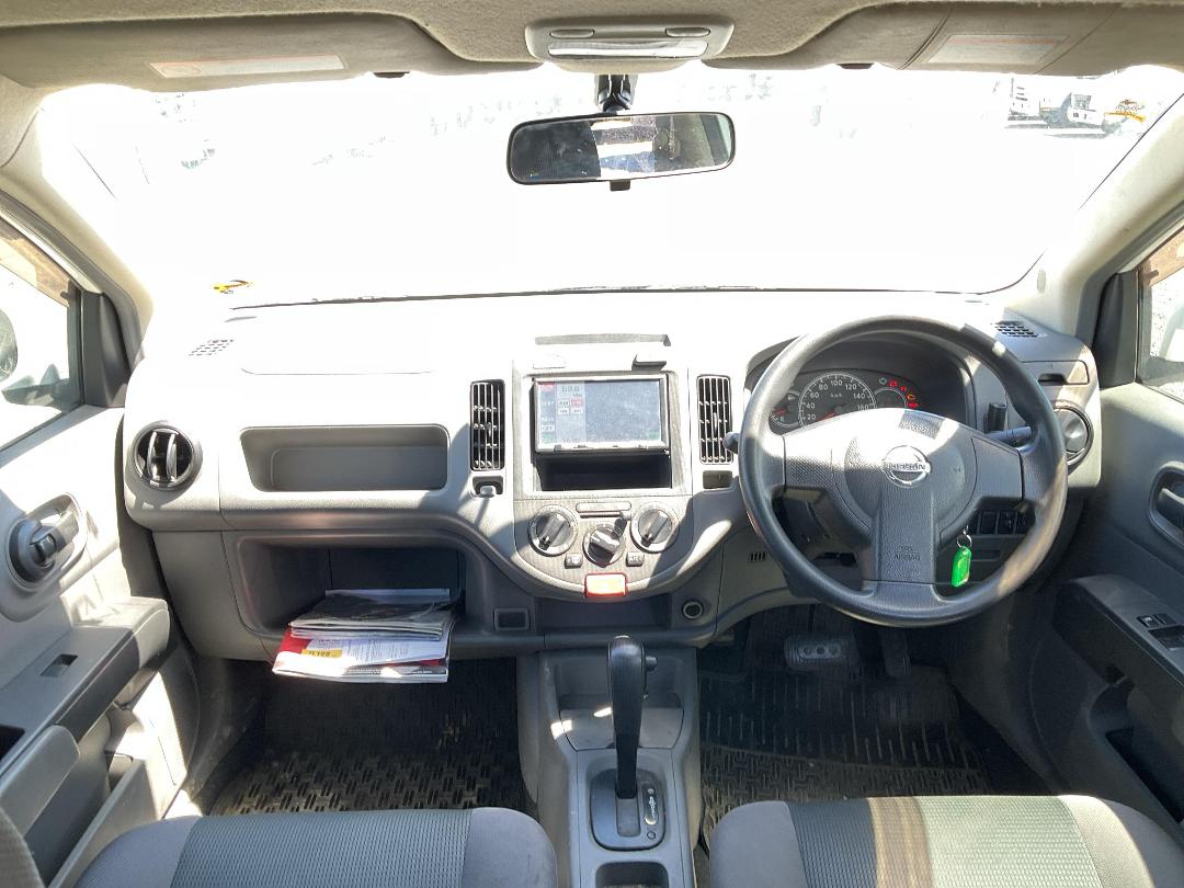 Photo '16' of Nissan AD