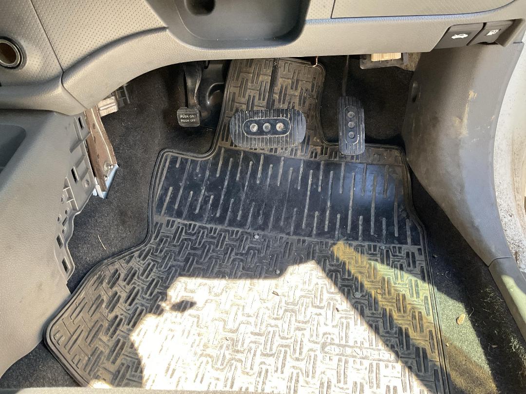 Photo '26' of Nissan AD