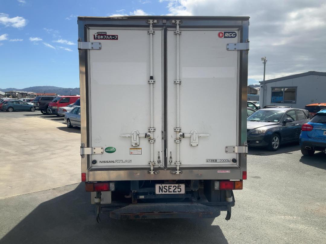 Photo '5' of Nissan Atlas 2 AXLE REFRIGERATED Chiller