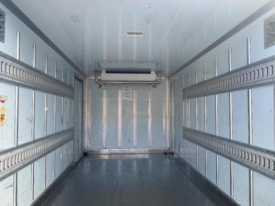 Photo '13' of Nissan Atlas 2 AXLE REFRIGERATED Chiller