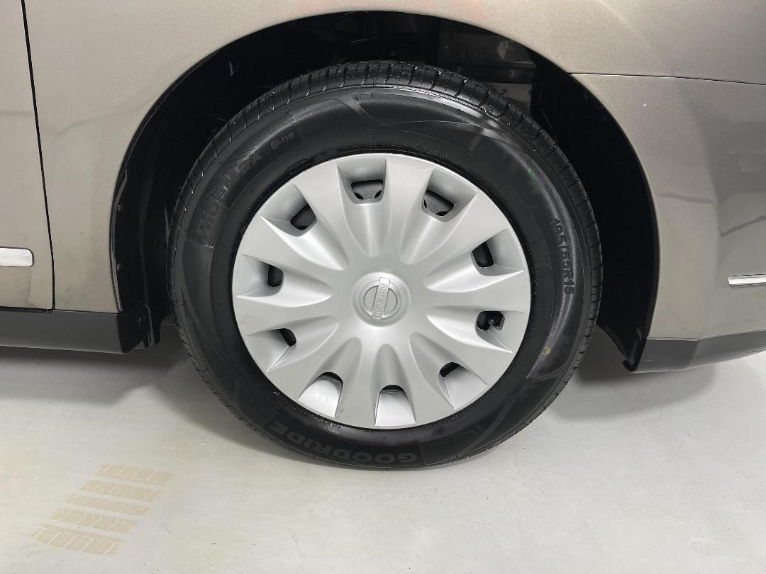 Photo '9' of Nissan Bluebird