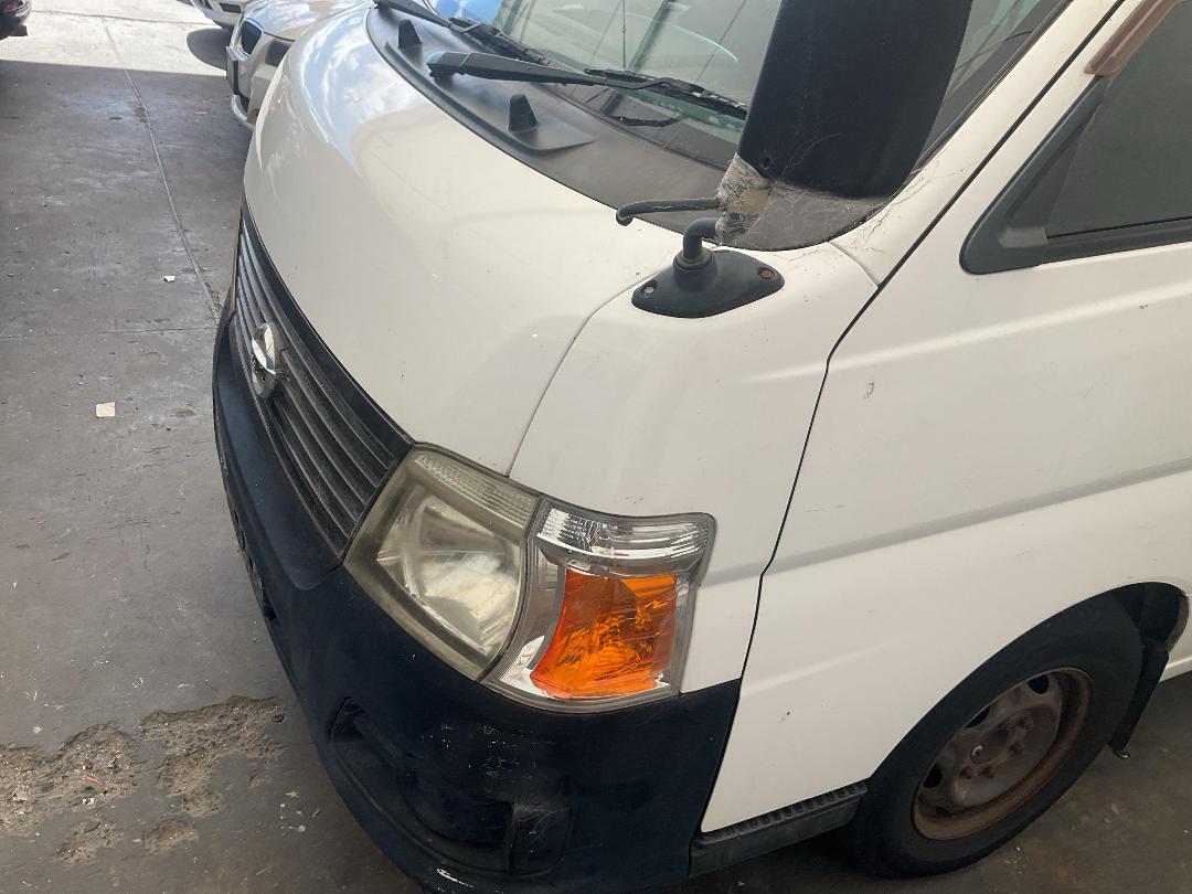 Photo '6' of Nissan Caravan