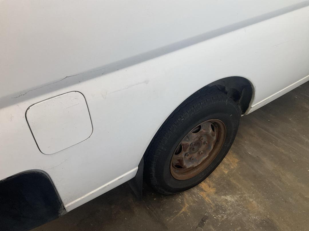 Photo '13' of Nissan Caravan