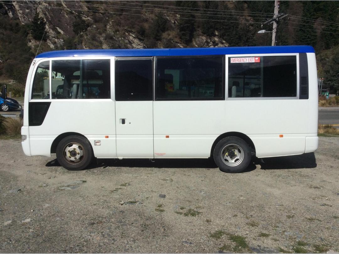Photo '7' of Nissan Civilian Minibus Photo '7' of Nissan Civilian Minibus