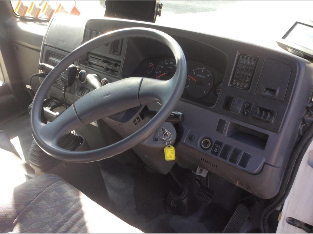 Photo '10' of Nissan Civilian Minibus Photo '10' of Nissan Civilian Minibus