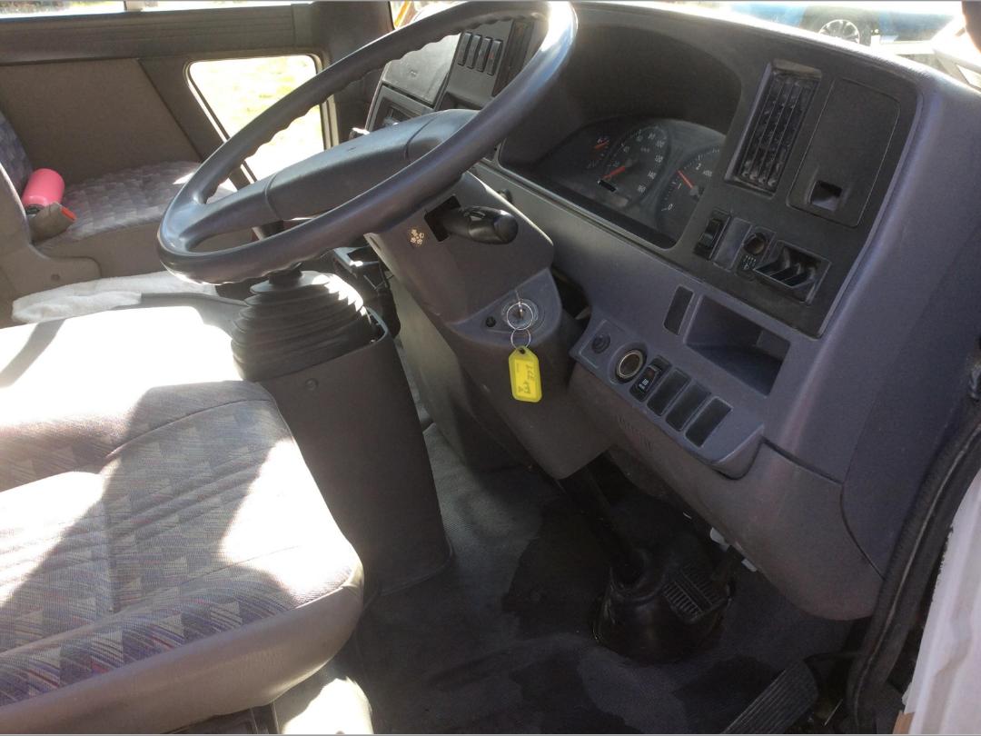 Photo '12' of Nissan Civilian Minibus Photo '12' of Nissan Civilian Minibus