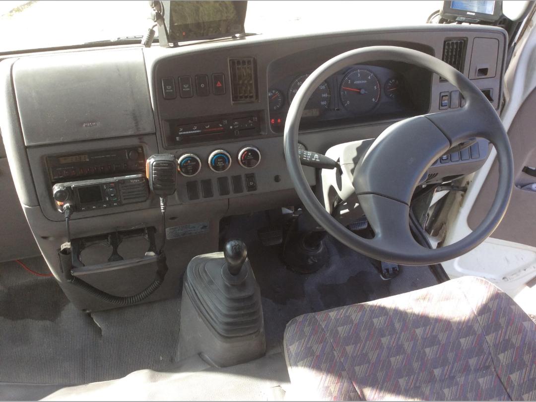 Photo '11' of Nissan Civilian Minibus Photo '11' of Nissan Civilian Minibus