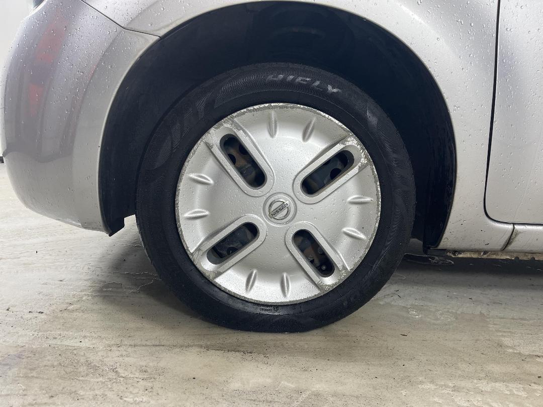 Photo '10' of Nissan Cube Photo '10' of Nissan Cube