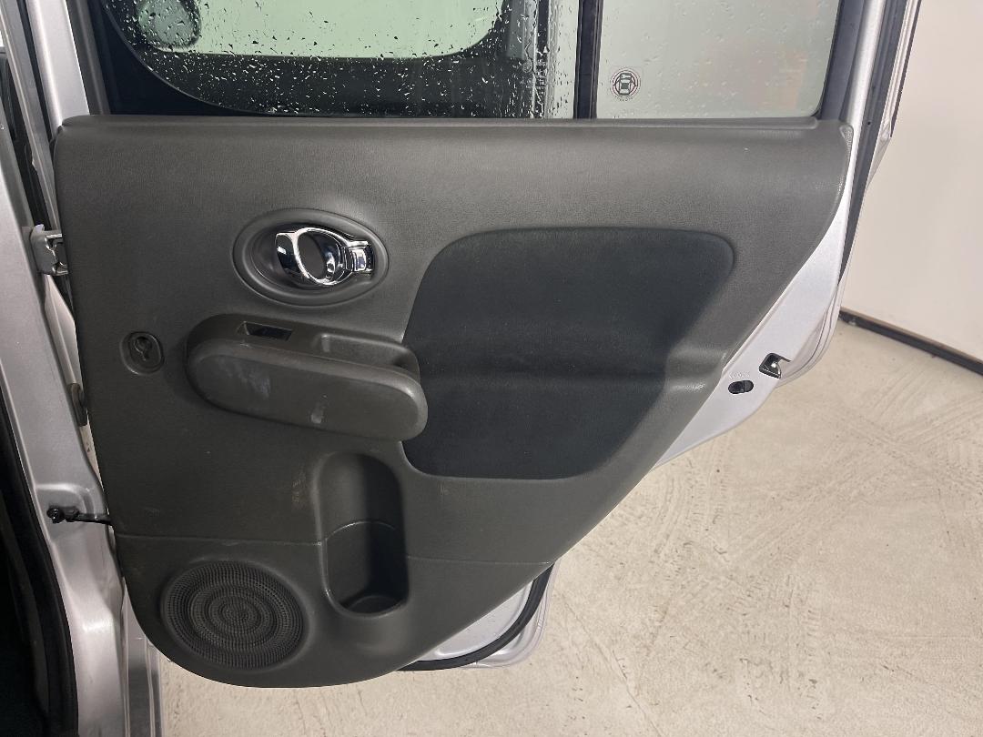 Photo '19' of Nissan Cube Photo '19' of Nissan Cube