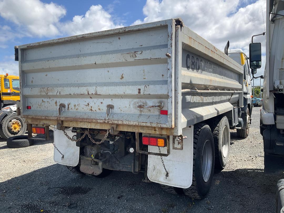 Photo '4' of Nissan Diesel CW450 6X4 Tipper