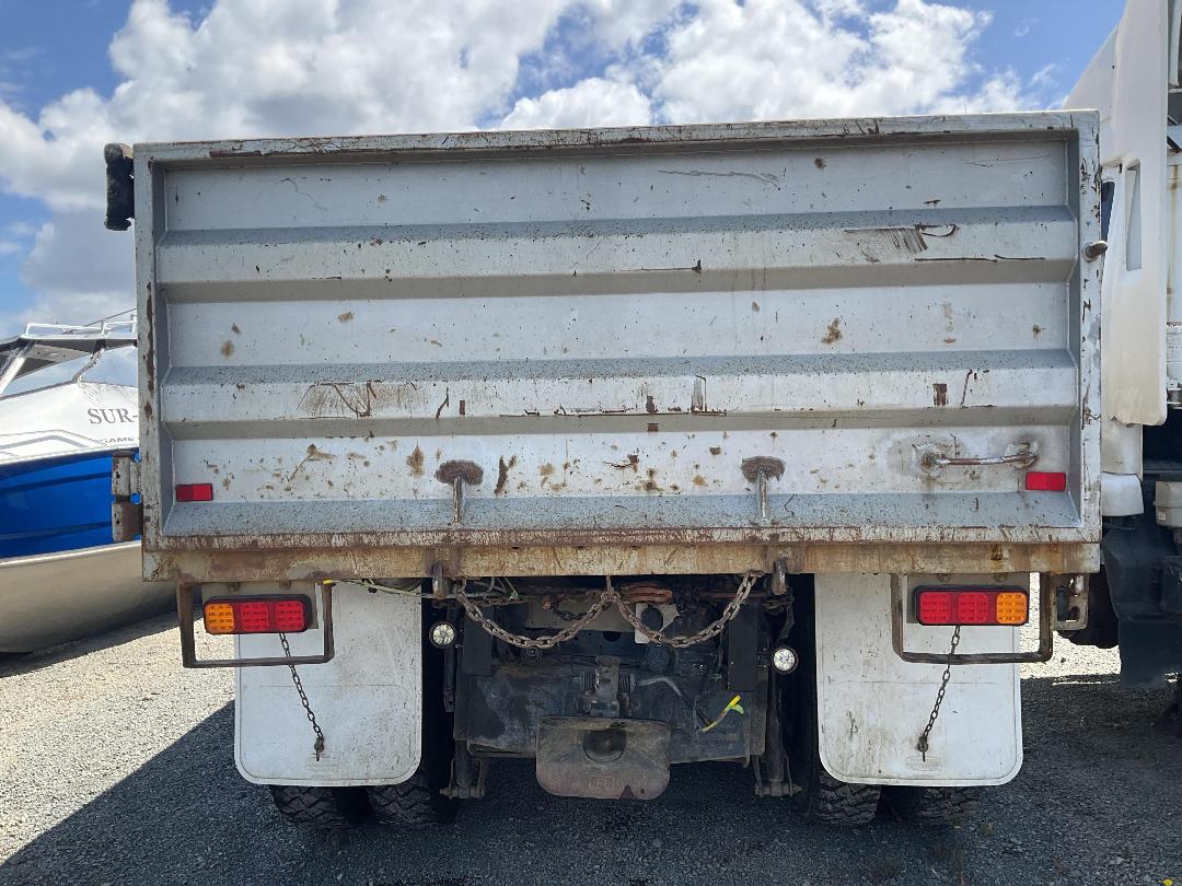 Photo '5' of Nissan Diesel CW450 6X4 Tipper