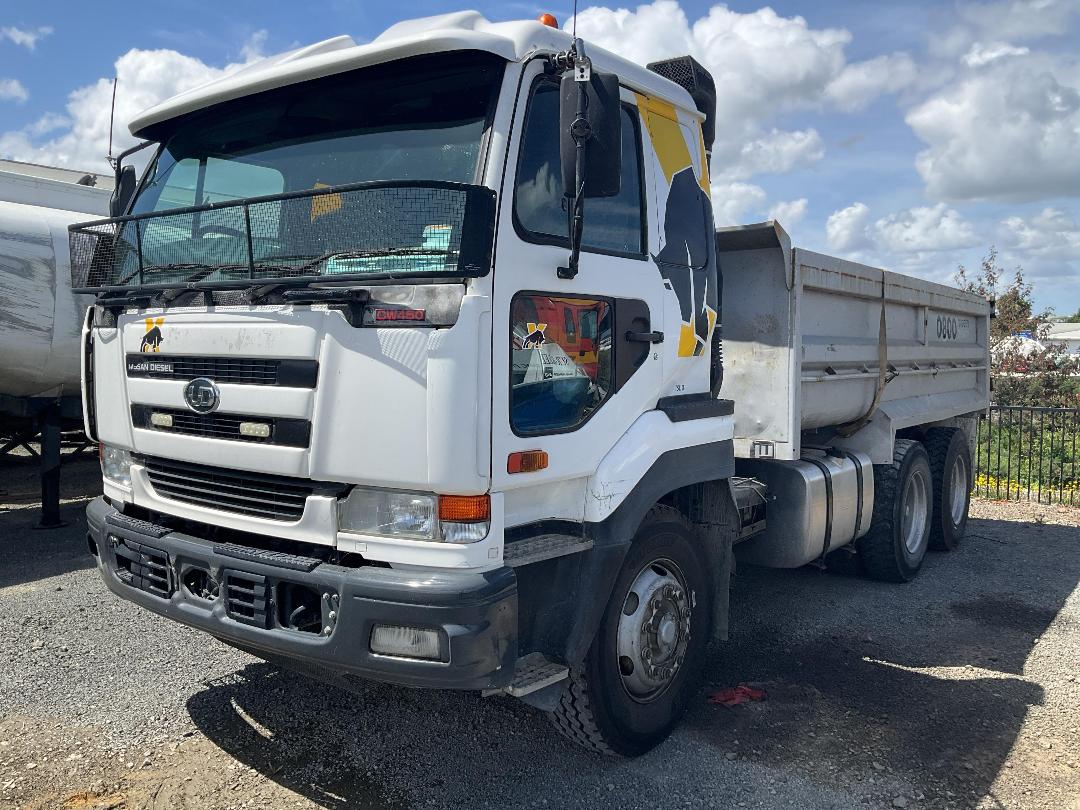 Photo '9' of Nissan Diesel CW450 6X4 Tipper