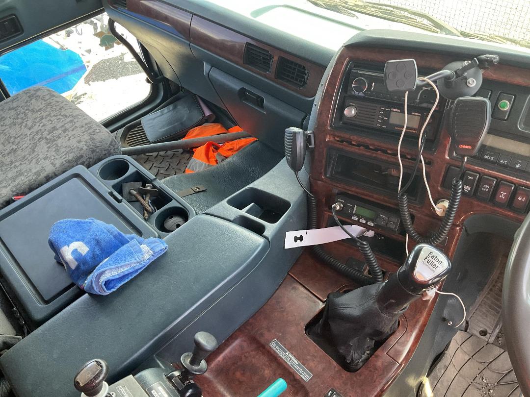 Photo '12' of Nissan Diesel CW450 6X4 Tipper