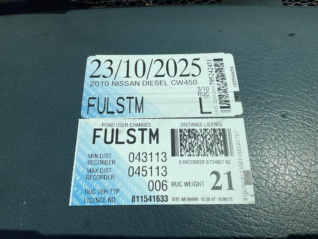 Photo '27' of Nissan Diesel CW450 6X4 Tipper