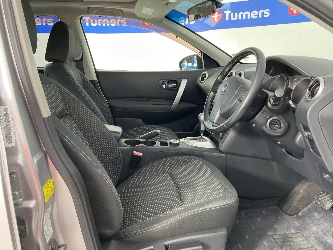 Photo '16' of Nissan Dualis