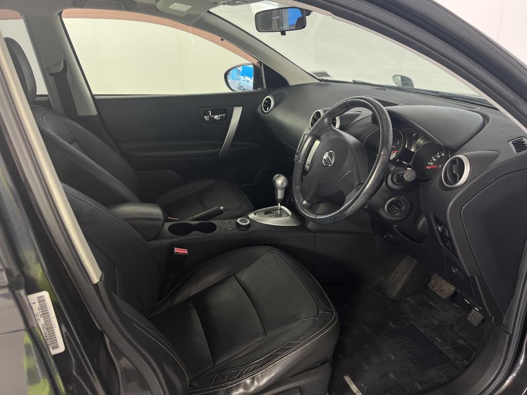 Photo '16' of Nissan Dualis