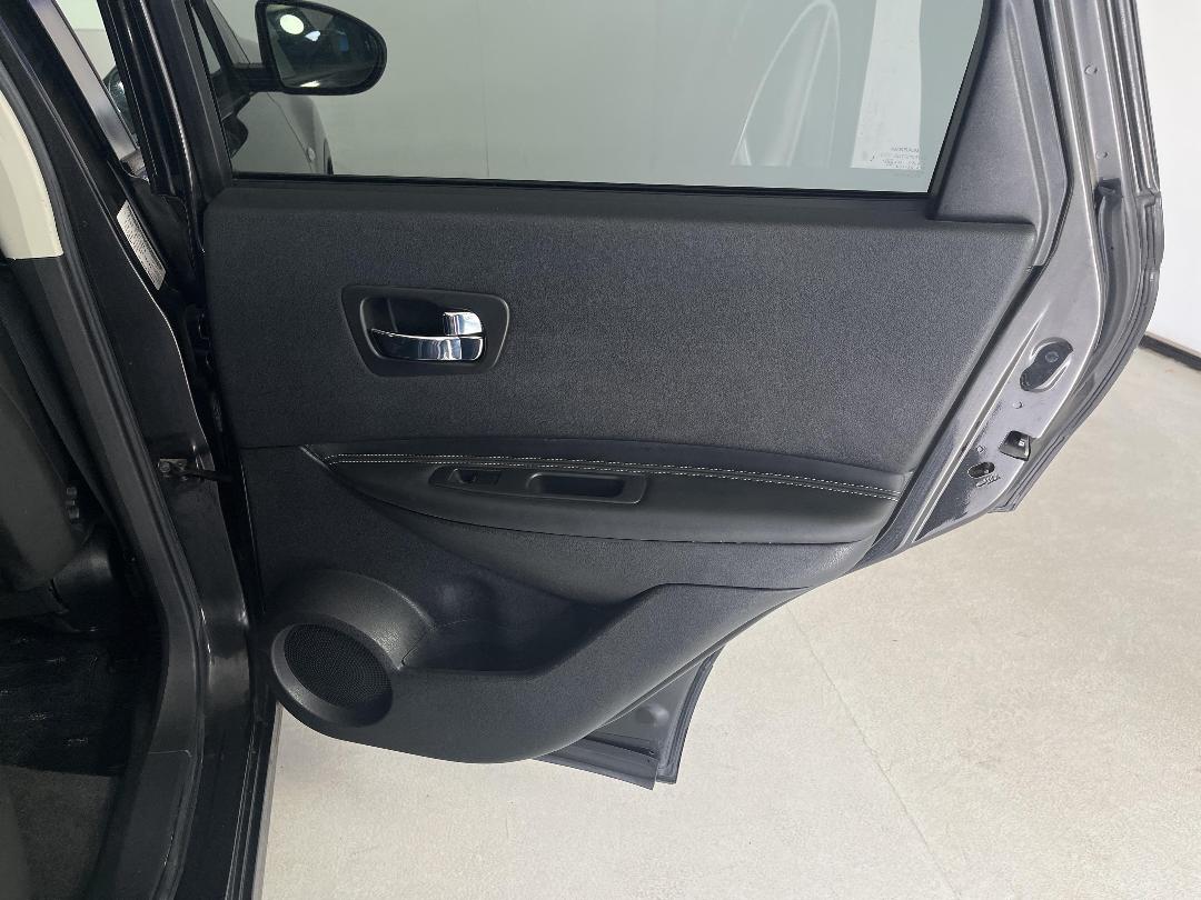 Photo '19' of Nissan Dualis