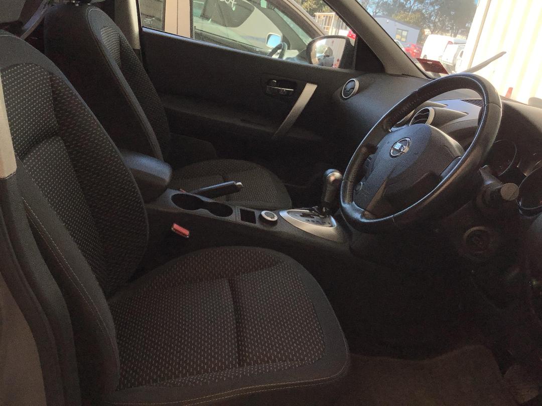 Photo '8' of Nissan Dualis