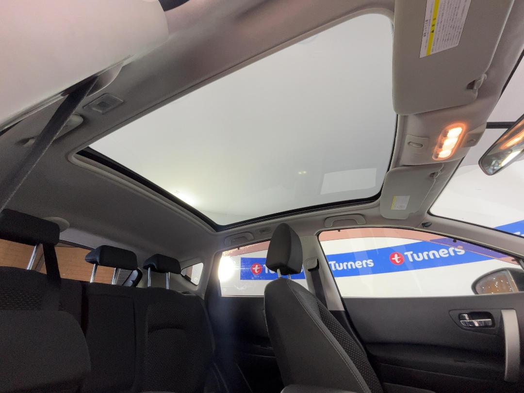 Photo '24' of Nissan Dualis