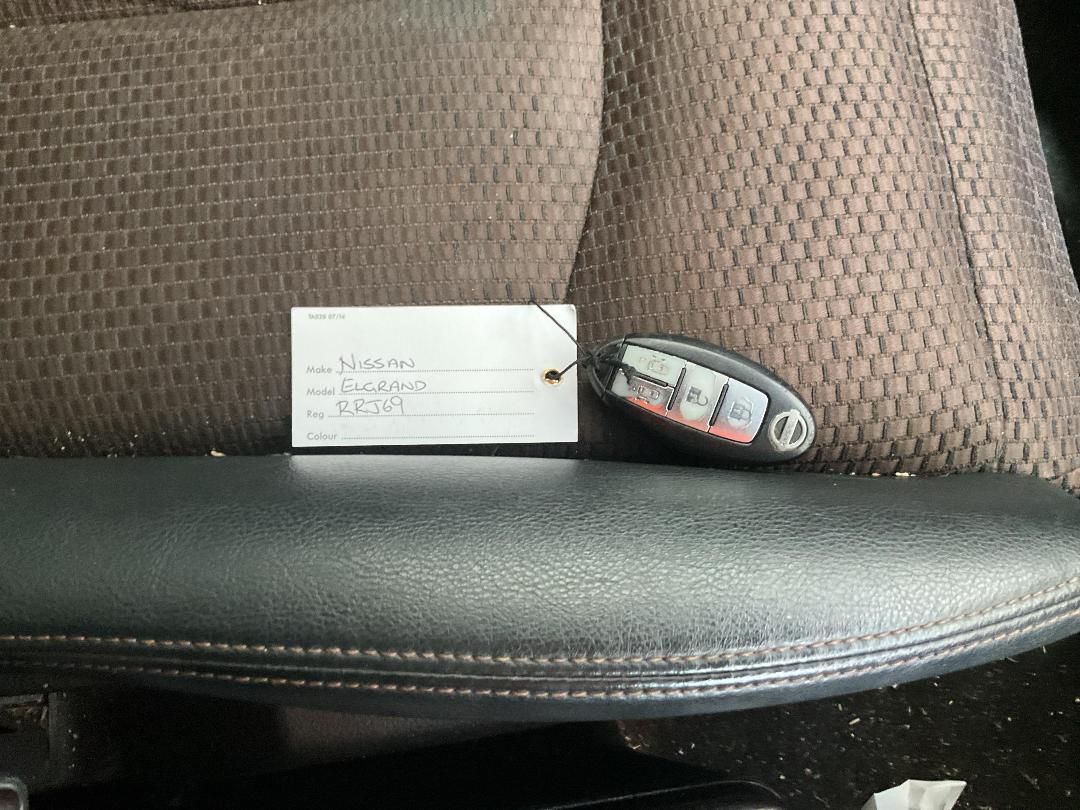 Photo '20' of Nissan Elgrand