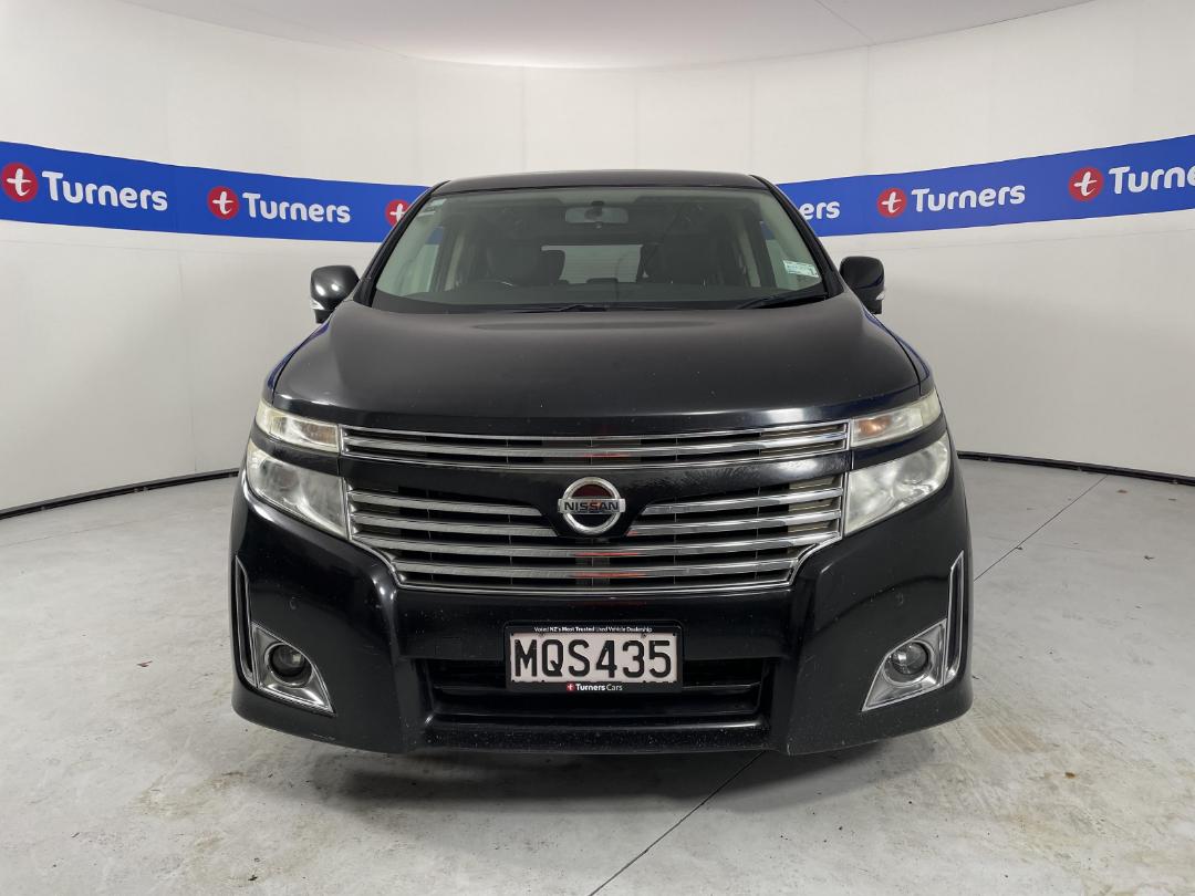 Photo '2' of Nissan Elgrand