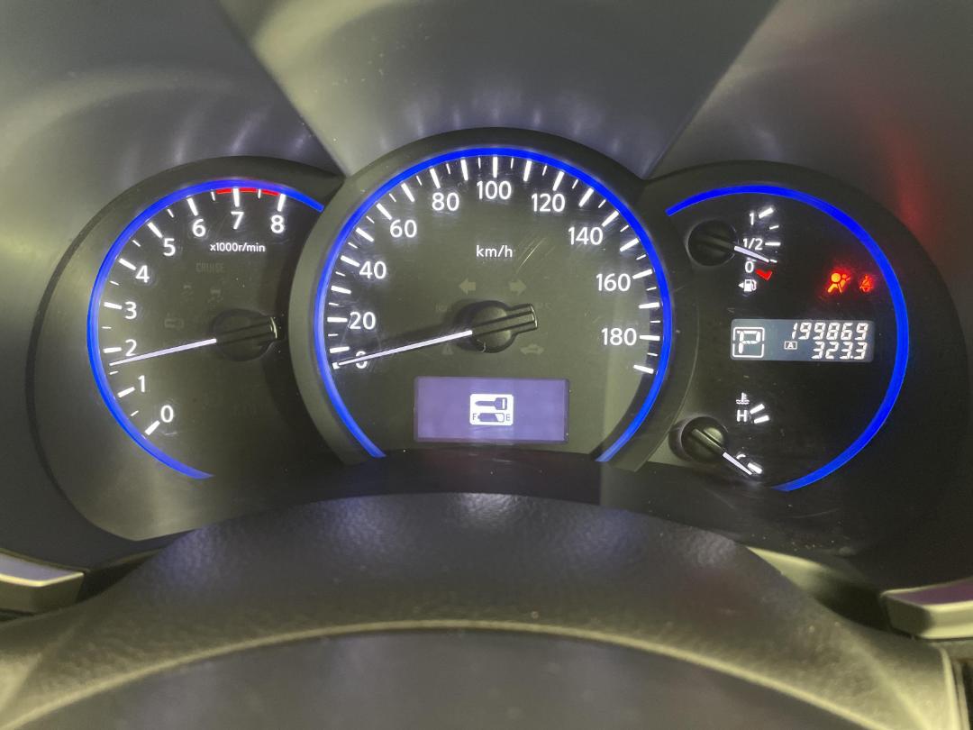 Photo '21' of Nissan Elgrand