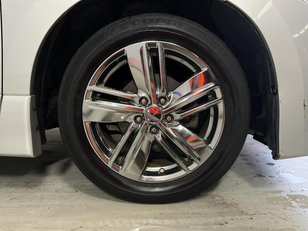 Photo '9' of Nissan Elgrand