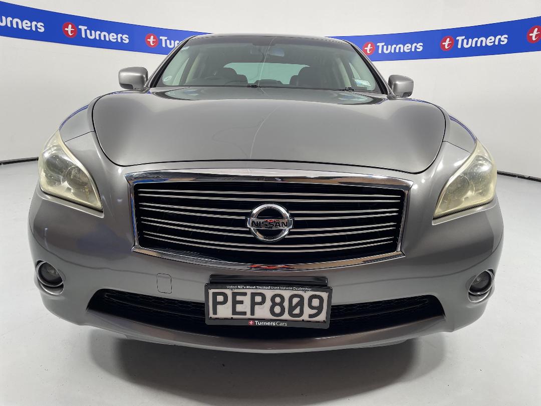 Photo '2' of Nissan Fuga