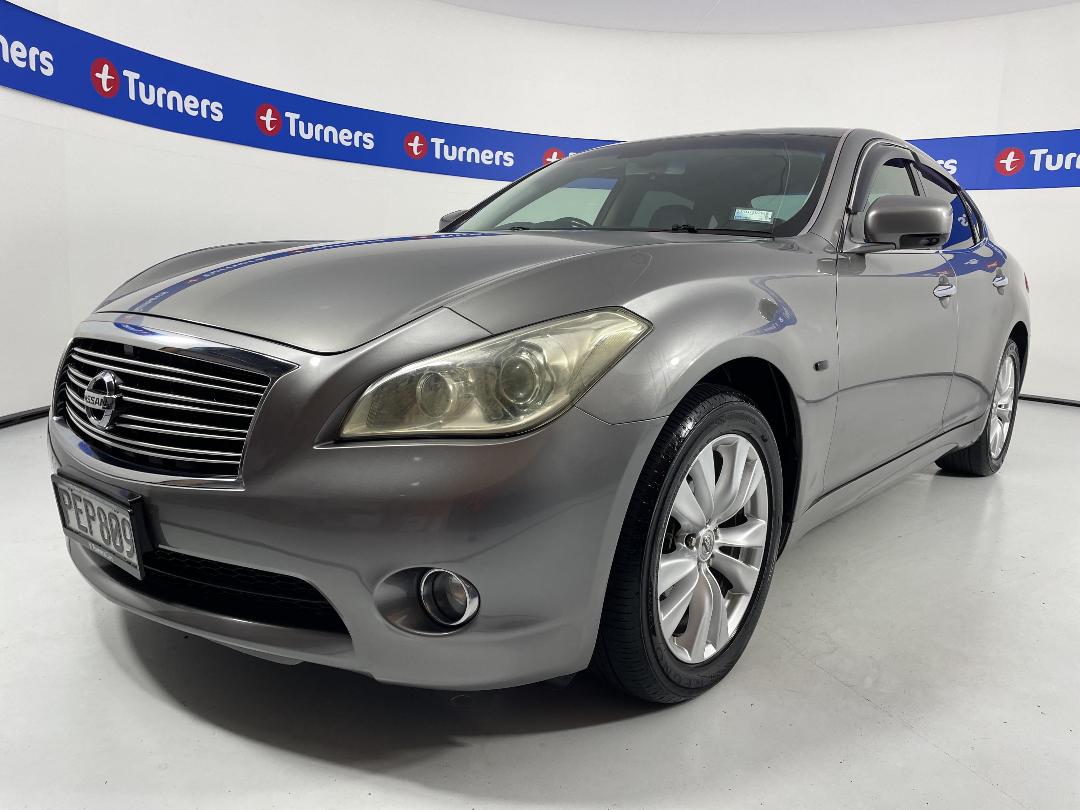 Photo '4' of Nissan Fuga