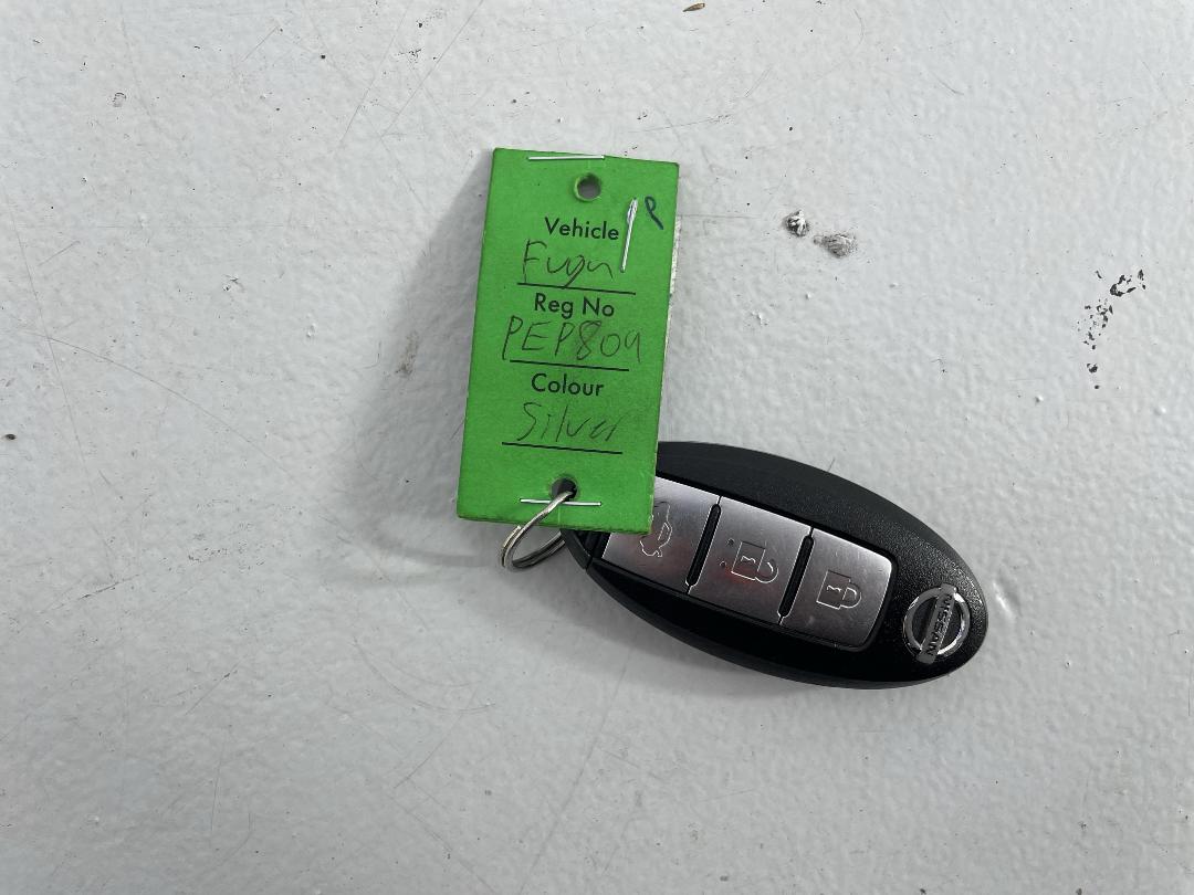 Photo '22' of Nissan Fuga