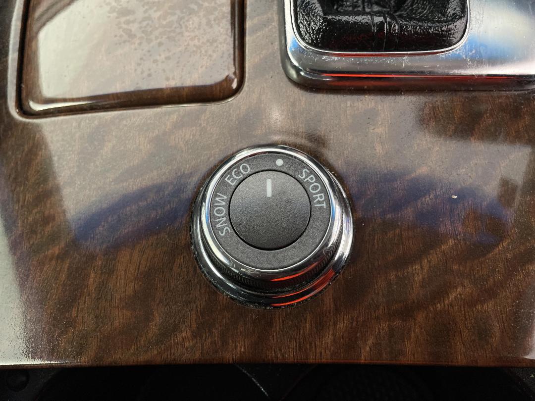 Photo '26' of Nissan Fuga