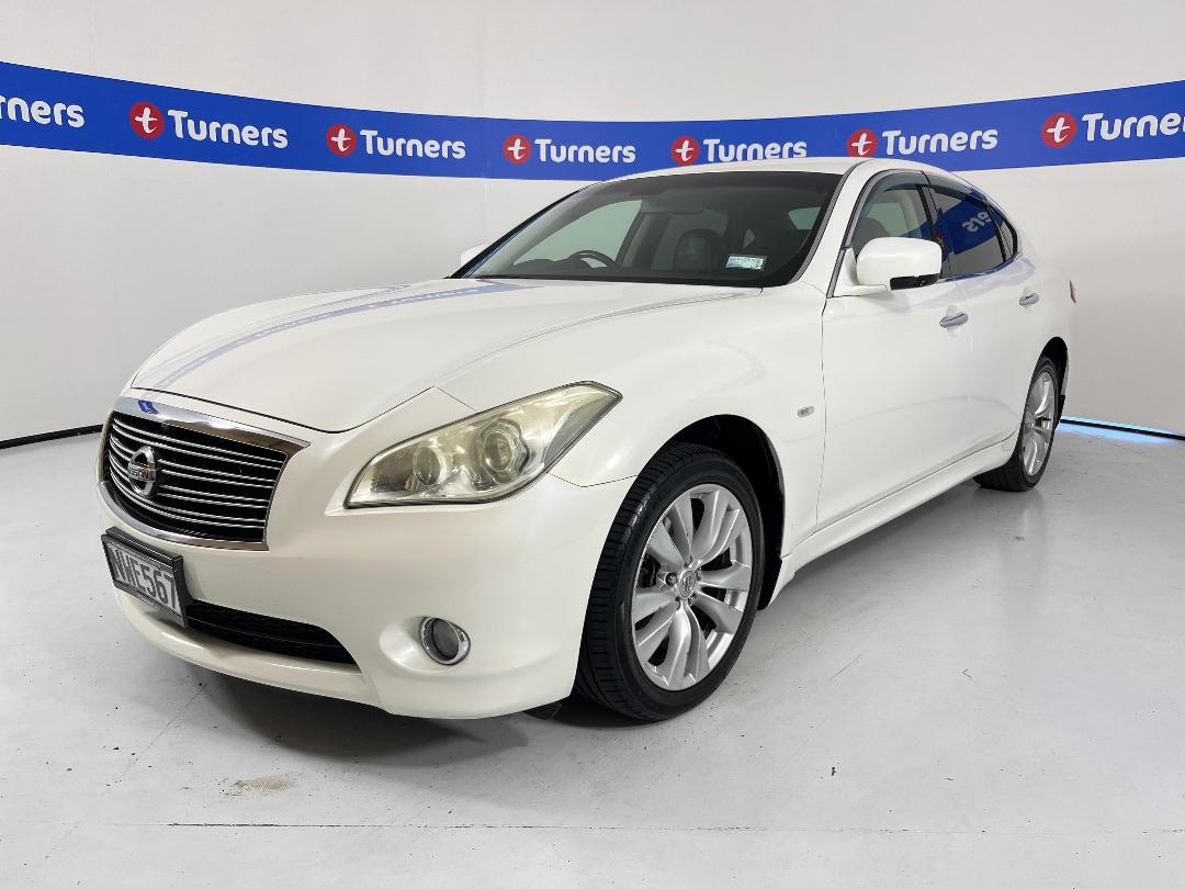 Photo '4' of Nissan Fuga