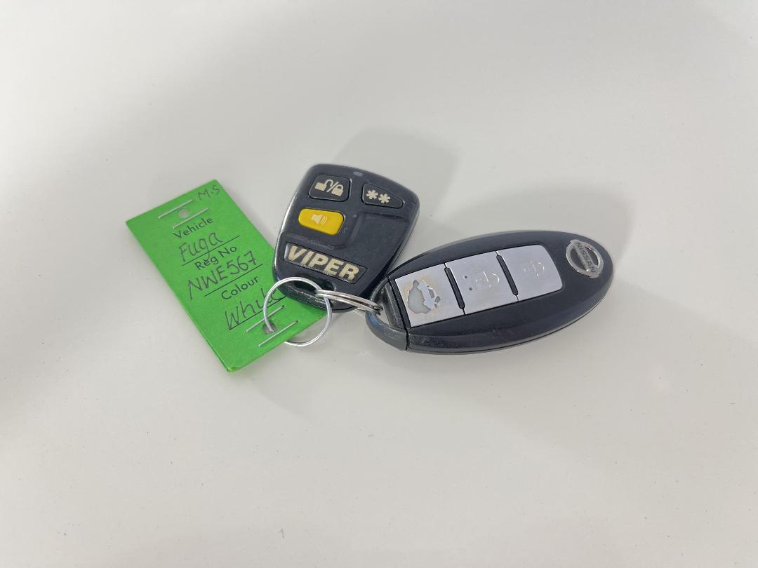 Photo '22' of Nissan Fuga