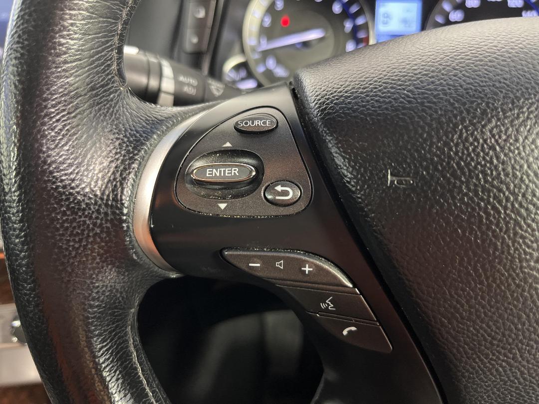 Photo '24' of Nissan Fuga