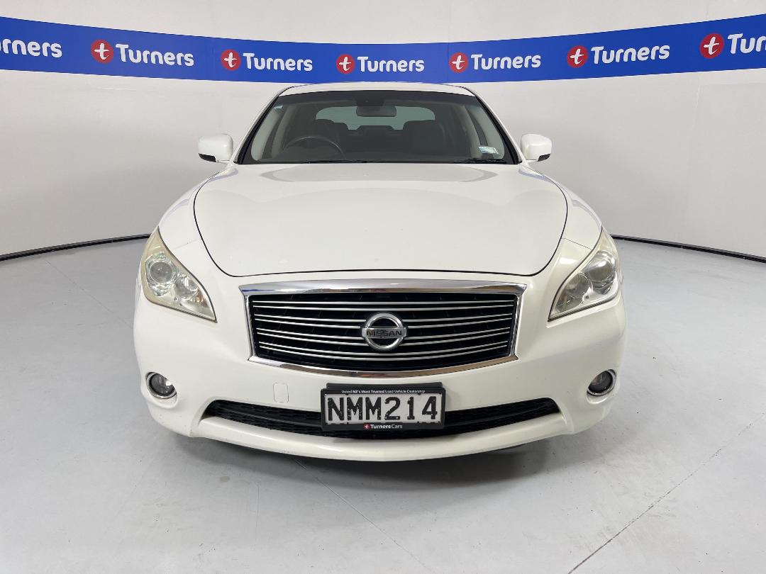 Photo '2' of Nissan Fuga