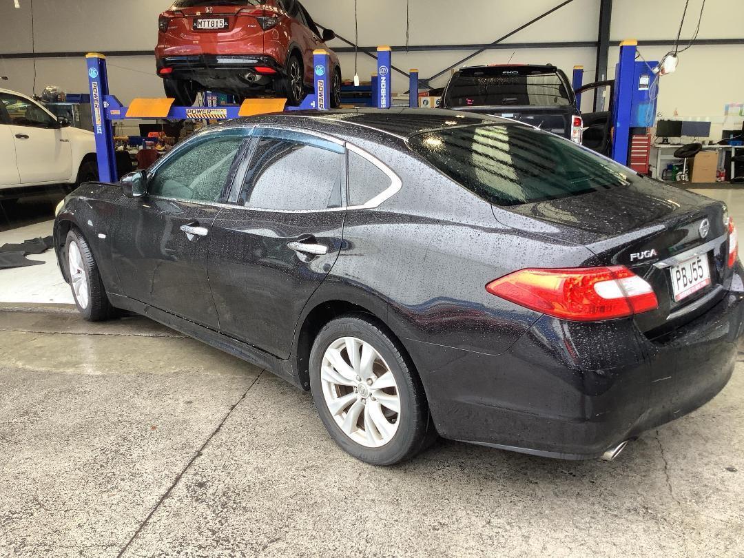 Photo '4' of Nissan Fuga