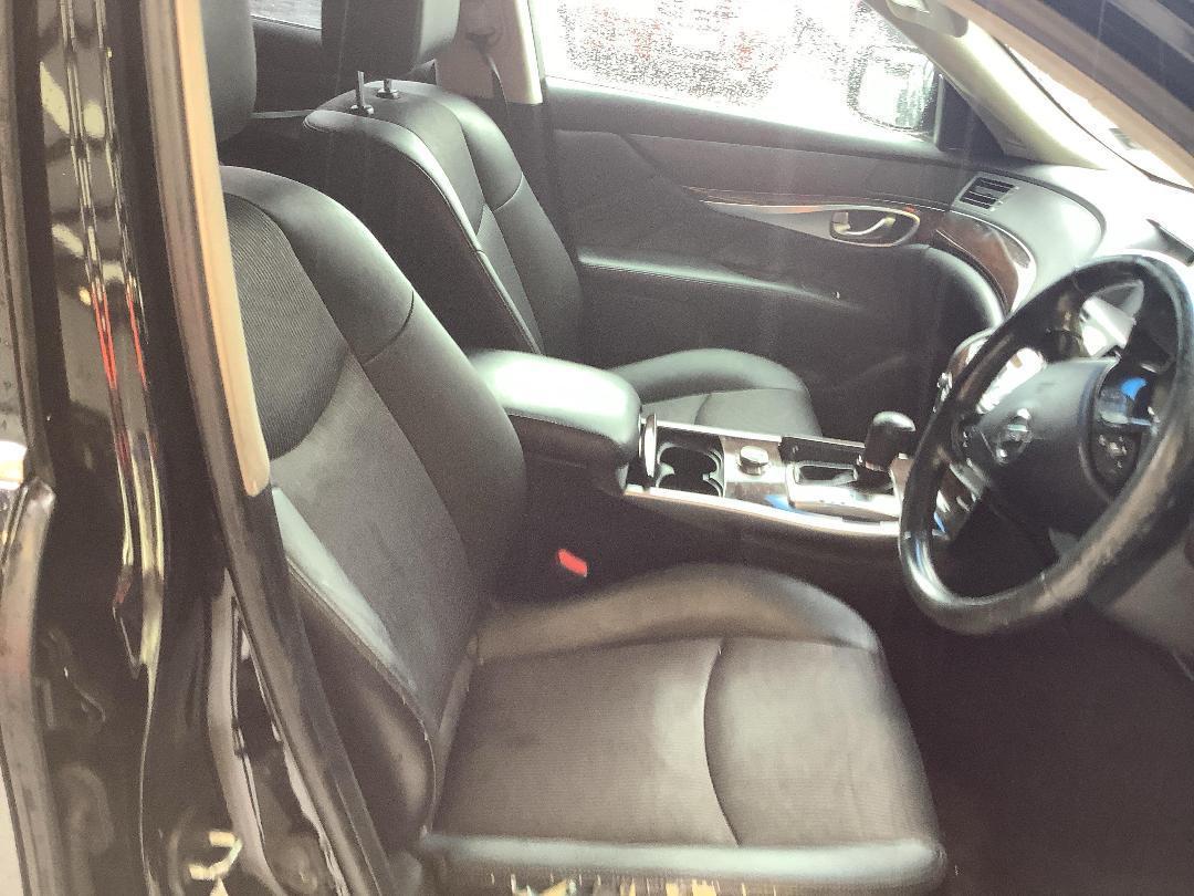 Photo '10' of Nissan Fuga