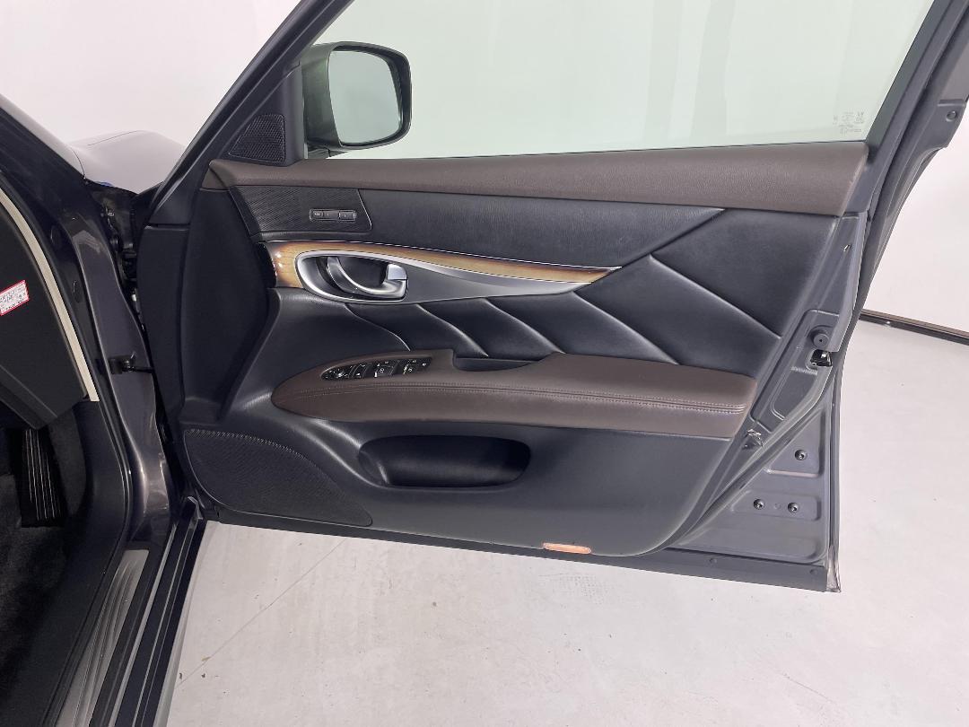 Photo '15' of Nissan Fuga Photo '15' of Nissan Fuga