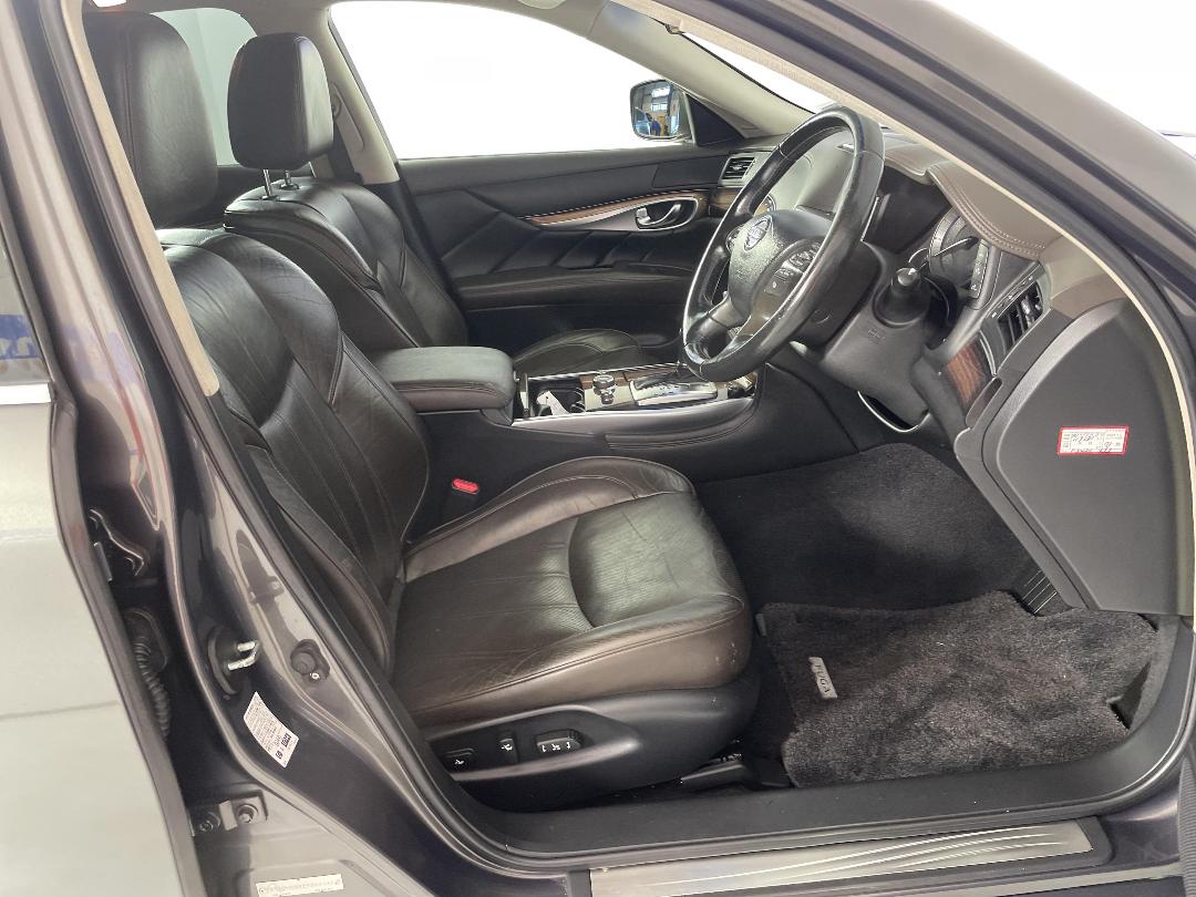 Photo '16' of Nissan Fuga Photo '16' of Nissan Fuga