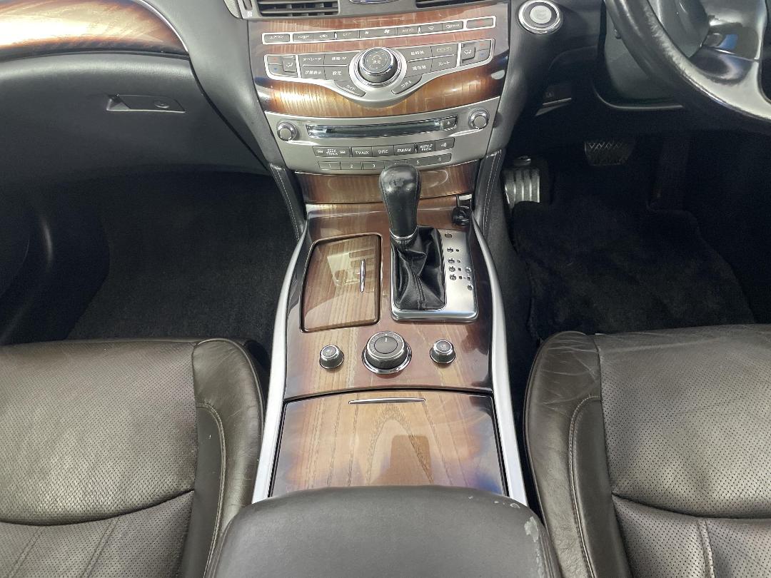 Photo '18' of Nissan Fuga Photo '18' of Nissan Fuga