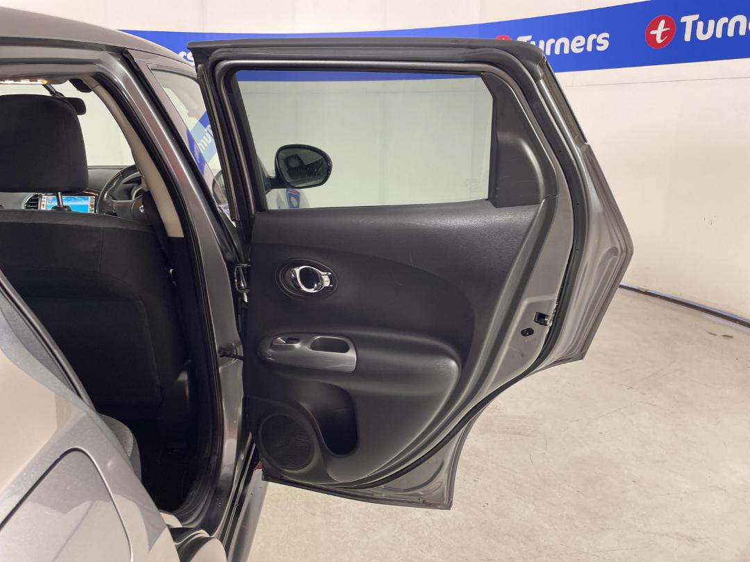 Photo '17' of Nissan Juke Photo '17' of Nissan Juke