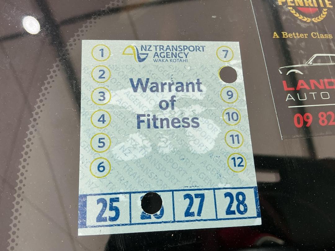 Photo '33' of Nissan Juke Photo '33' of Nissan Juke