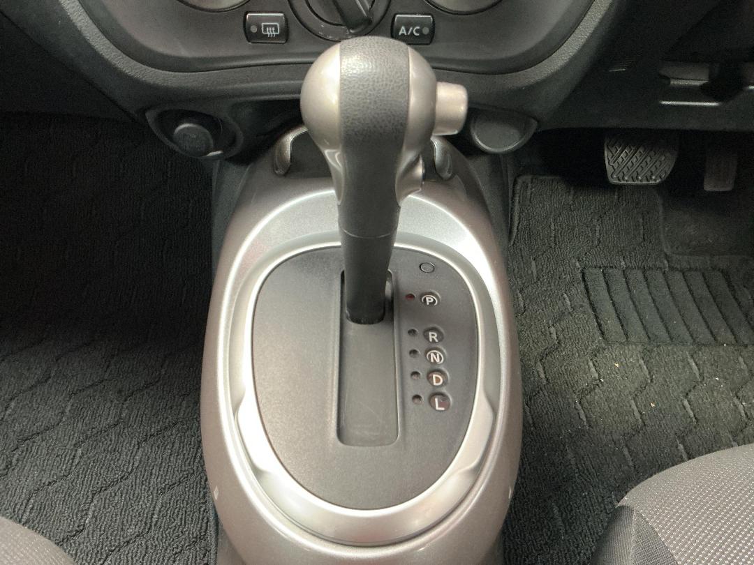 Photo '23' of Nissan Juke