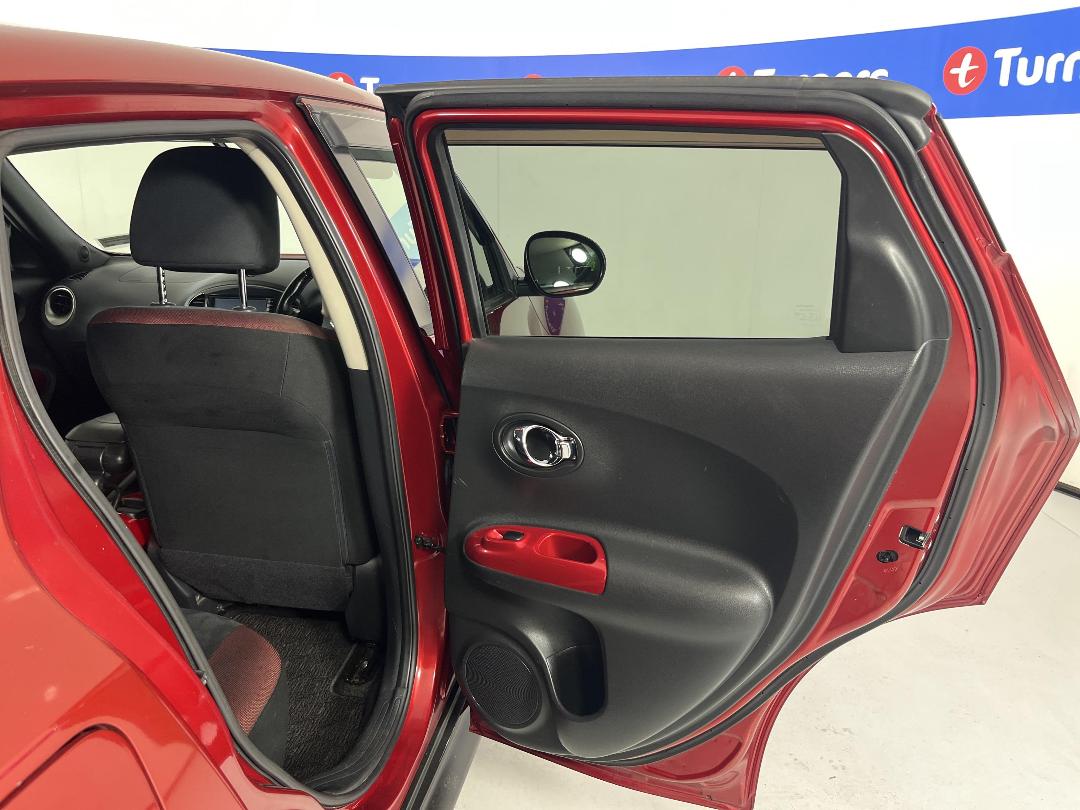 Photo '19' of Nissan Juke Photo '19' of Nissan Juke