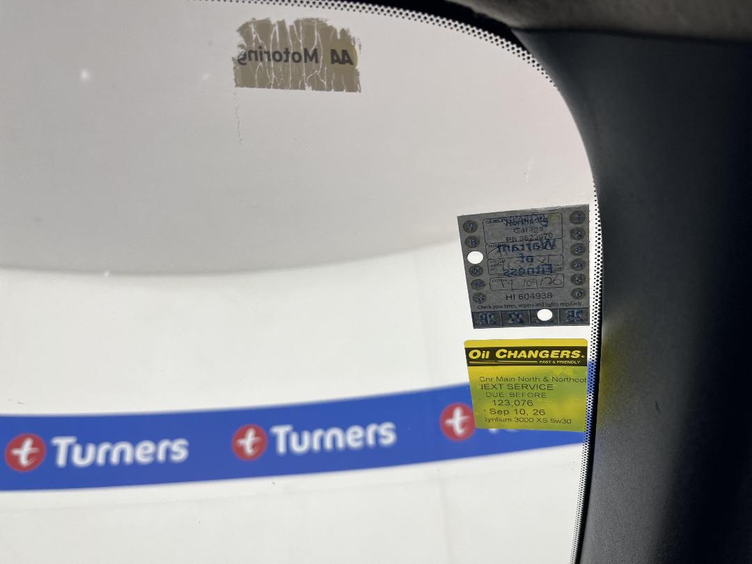 Photo '24' of Nissan Juke Photo '24' of Nissan Juke